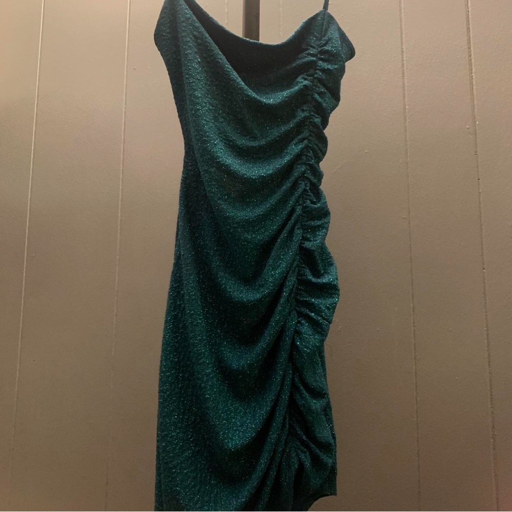 sparkly green dress